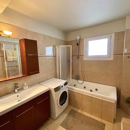 Luxurious 170 Sqm Maisonette Private Parking * Volos